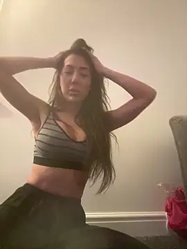 FeelingNaughty22 online show from February 24, 2026, 11:47 pm