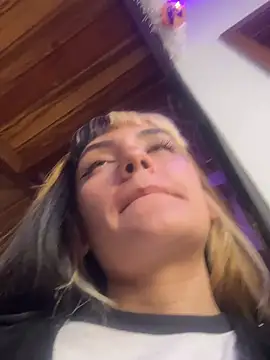 Sara 92 online show from March 27, 2026, 5:23 pm