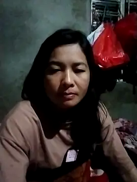 rinrin7700 online show from March 4, 2026, 8:48 pm