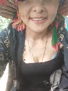 rinrin7700 online show from April 11, 2026, 3:11 am