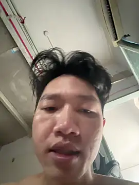 Snapshot of yuici79 chatting on February 25, 2026, 10:14 am yuici79 online show from February 25, 2026, 10:14 am