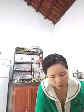 Ivy Trix2 online show from March 30, 2026, 1:50 am