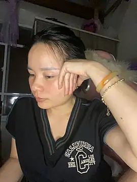 Ivy Trix2 online show from April 8, 2026, 3:45 pm