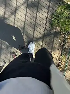 portostrip online show from April 7, 2026, 12:38 pm