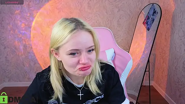 Tessa Ashe online show from April 14, 2026, 9:15 am