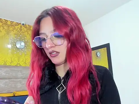 Snapshot of violeethh__ chatting on March 4, 2026, 12:33 pm violeethh online show from March 4, 2026, 12:33 pm