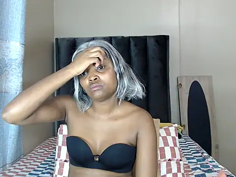 Snapshot of LexyDiana chatting on March 2, 2026, 7:10 pm LexyDiana online show from March 2, 2026, 7:10 pm