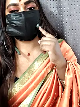 Cutie Nila online show from March 13, 2026, 4:52 am