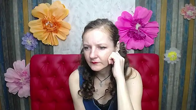 MeganPirs online show from April 7, 2026, 4:57 am