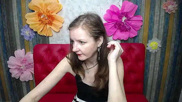 MeganPirs online show from April 12, 2026, 5:18 pm