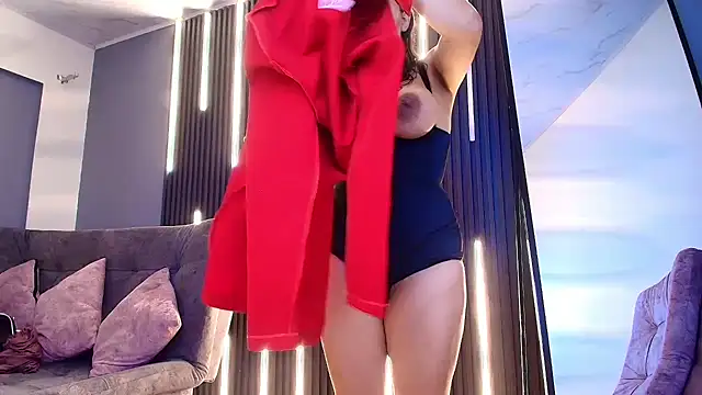 Snapshot of missparis_op chatting on July 24, 2026, 2:04 pm missparis op online show from July 24, 2026, 2:04 pm
