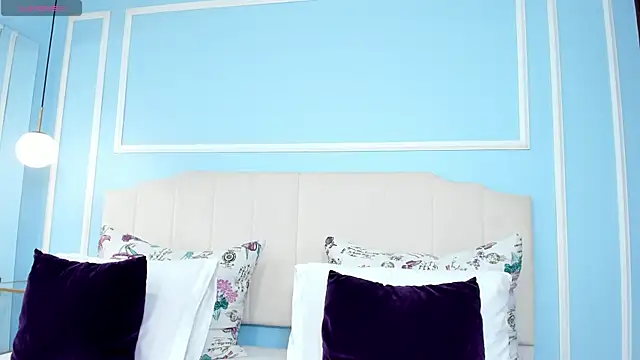 Snapshot of raquel_mooon chatting on March 3, 2026, 5:19 pm raquel mooon online show from March 3, 2026, 5:19 pm