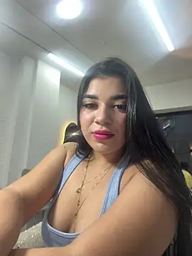  Victoriarosse  online show from May 14, 2026, 11:22 pm