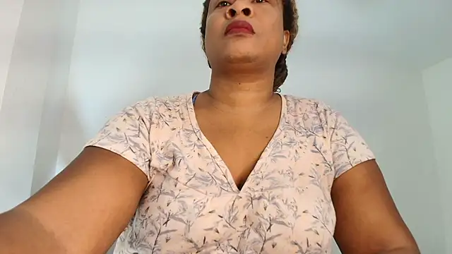 luxy benet online show from March 16, 2026, 9:24 am