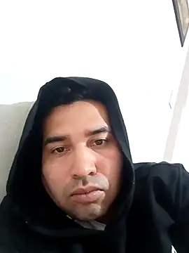 Snapshot of alexx2128 chatting on February 25, 2026, 9:46 pm alexx2128 online show from February 25, 2026, 9:46 pm