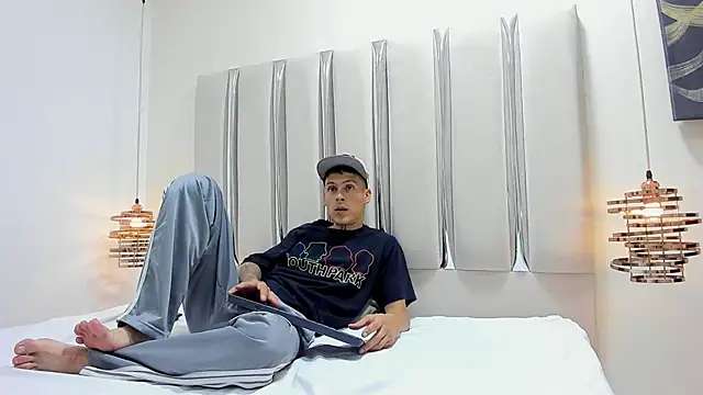 Snapshot of Ethan_Wolfe chatting on February 28, 2026, 5:30 am Ethan Wolfe online show from February 28, 2026, 5:30 am