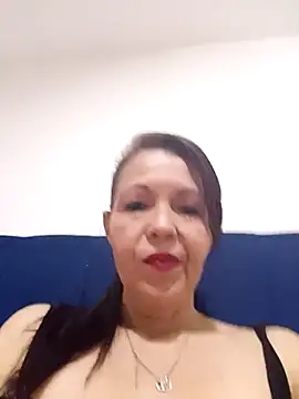 celeste kiss  online show from April 6, 2026, 3:26 am