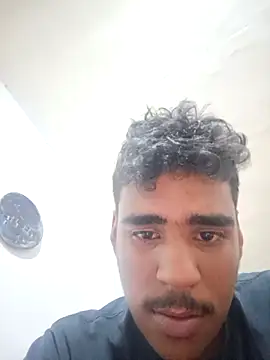 Snapshot of luis230436 chatting on February 26, 2026, 12:42 am luis230436 online show from February 26, 2026, 12:42 am