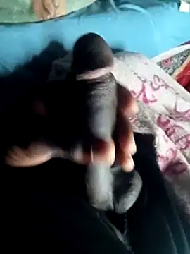 Snapshot of monsterdick112 chatting on April 25, 2026, 12:13 am monsterdick112 online show from April 25, 2026, 12:13 am