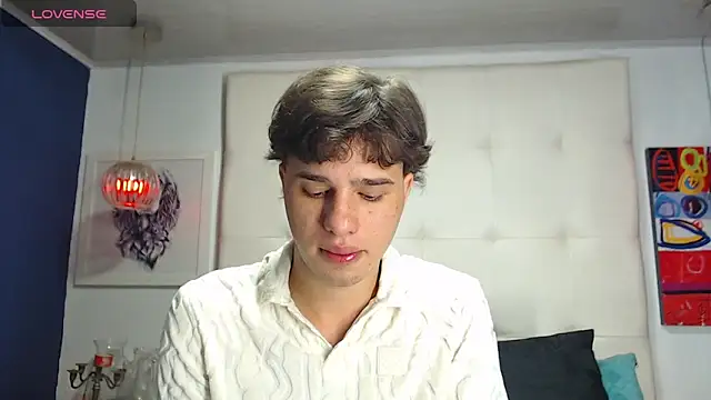 EXCLUSIVE8 online show from March 20, 2026, 4:17 am