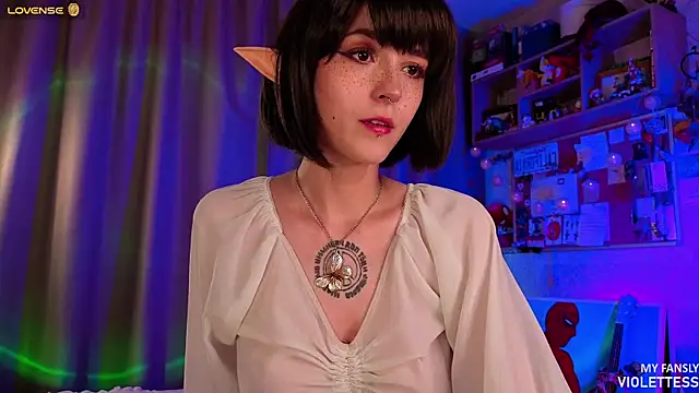 violettess online show from April 24, 2026, 3:03 pm