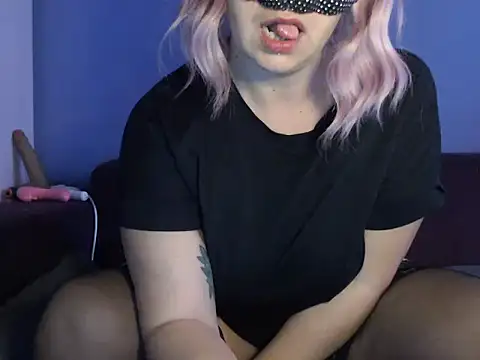 Gin Pink online show from May 6, 2026, 8:19 am