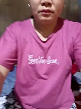 Snapshot of phay79 chatting on May 26, 2026, 11:23 pm phay79 online show from May 26, 2026, 11:23 pm