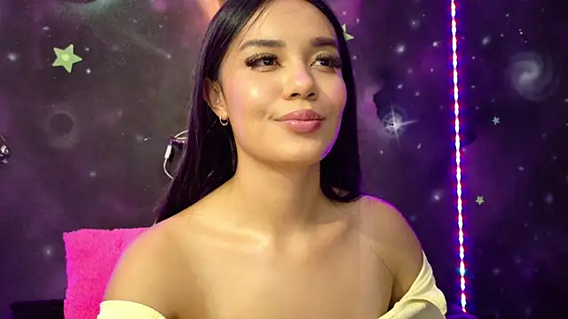 ValentinaRojass  online show from May 25, 2026, 6:25 pm