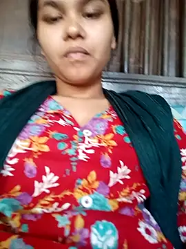 Snapshot of SumonaMoni chatting on March 29, 2026, 4:12 am SumonaMoni online show from March 29, 2026, 4:12 am