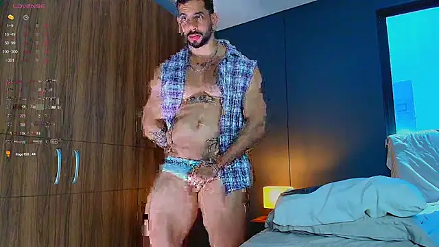 Snapshot of massimo_visconti chatting on June 11, 2026, 2:59 pm massimo visconti online show from June 11, 2026, 2:59 pm