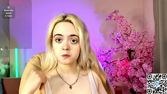 Bambi Bloom online show from March 30, 2026, 6:03 am