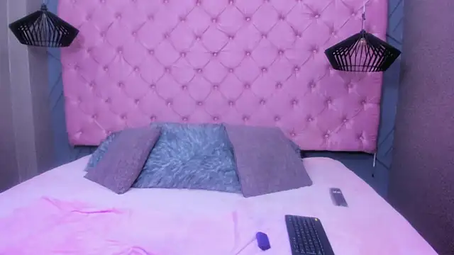 SARA HORNY- online show from March 27, 2026, 3:34 am