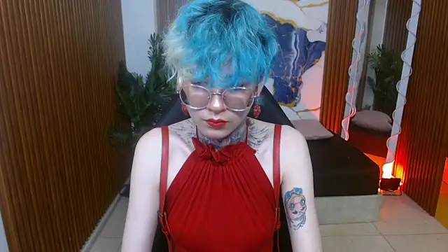 Lyra tay online show from May 2, 2026, 7:08 pm