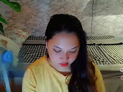 Snapshot of Sweet_coleen chatting on August 9, 2026, 4:12 pm Sweet coleen online show from August 9, 2026, 4:12 pm