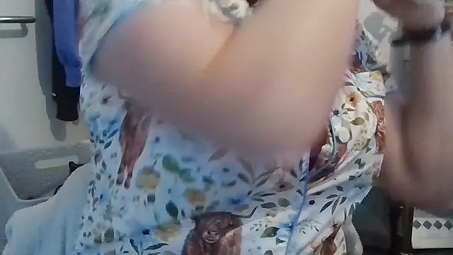 Snapshot of StaceyXOXO chatting on March 7, 2026, 11:51 am StaceyXOXO online show from March 7, 2026, 11:51 am