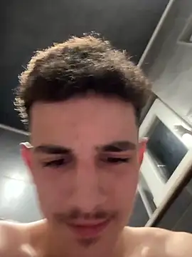 KillianLau26510 online show from March 24, 2026, 1:10 am