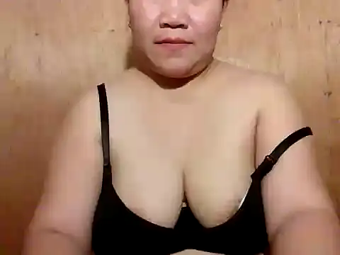 Snapshot of sejuicing_angel chatting on March 8, 2026, 3:43 am sejuicing angel online show from March 8, 2026, 3:43 am