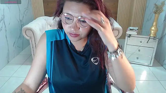 Snapshot of Aitana_s chatting on March 3, 2026, 6:08 am Aitana s online show from March 3, 2026, 6:08 am