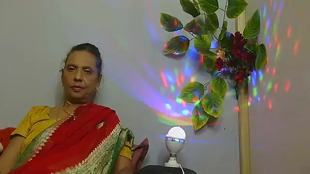 Snapshot of Hot_queen58 chatting on May 17, 2026, 7:32 pm Hot queen58 online show from May 17, 2026, 7:32 pm