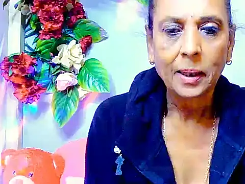 Snapshot of Hot_queen58 chatting on June 6, 2026, 5:34 am Hot queen58 online show from June 6, 2026, 5:34 am