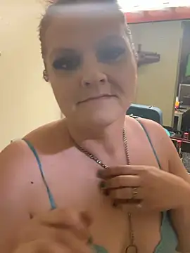 Snapshot of LoveMohr24 chatting on March 1, 2026, 6:26 am LoveMohr24 online show from March 1, 2026, 6:26 am