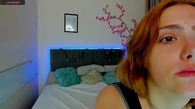 DellaRows online show from June 23, 2026, 5:27 am