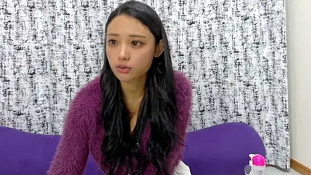 Snapshot of Rielu_xoxo chatting on April 5, 2026, 11:40 am Rielu xoxo online show from April 5, 2026, 11:40 am