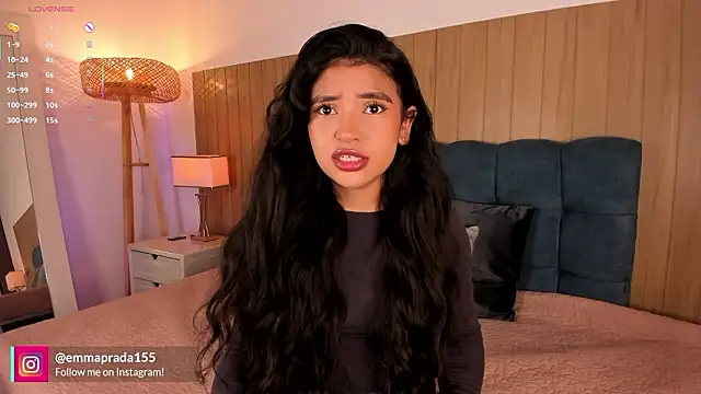 missprada  online show from March 4, 2026, 12:00 pm