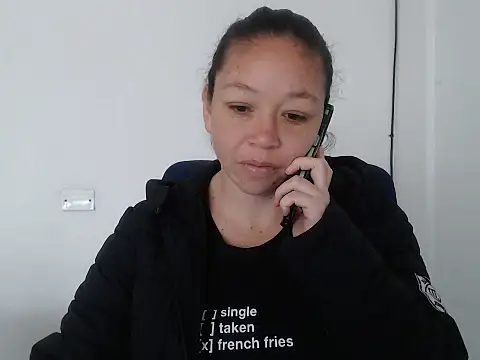 Snapshot of Eliane_cooper21 chatting on March 3, 2026, 4:13 pm Eliane cooper21 online show from March 3, 2026, 4:13 pm