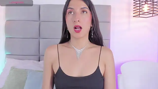 Snapshot of SensuallJenn chatting on March 20, 2026, 8:03 pm SensuallJenn online show from March 20, 2026, 8:03 pm