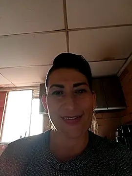 Lucia Rios online show from March 25, 2026, 10:05 pm