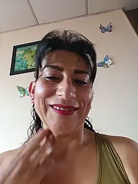 Snapshot of Lucia_Rios chatting on June 1, 2026, 8:54 pm Lucia Rios online show from June 1, 2026, 8:54 pm