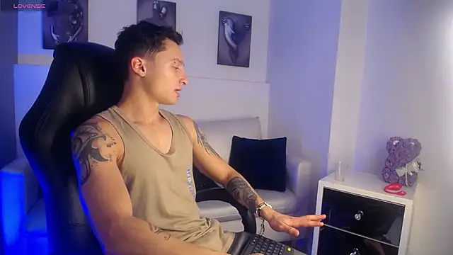 DIEGO JONES online show from March 26, 2026, 1:06 pm