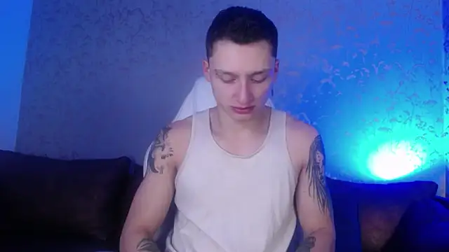 DIEGO JONES online show from April 18, 2026, 12:42 pm